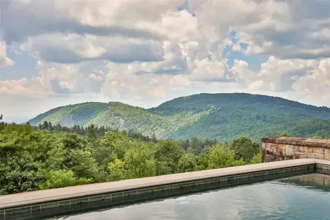 581 Sagee Woods Drive Highlands NC 28741