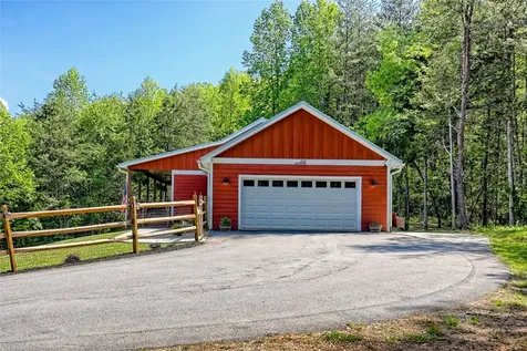 202 Wild Pear Lane Franklin NC 28734