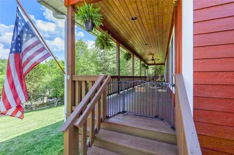 202 Wild Pear Lane Franklin NC 28734