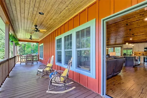 202 Wild Pear Lane Franklin NC 28734