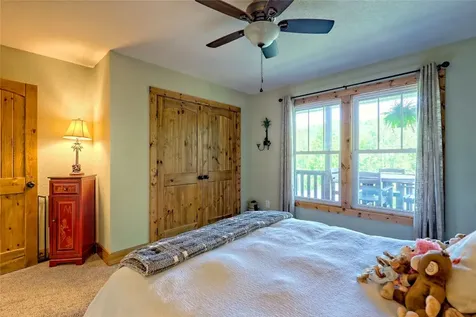 202 Wild Pear Lane Franklin NC 28734