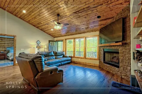 202 Wild Pear Lane Franklin NC 28734