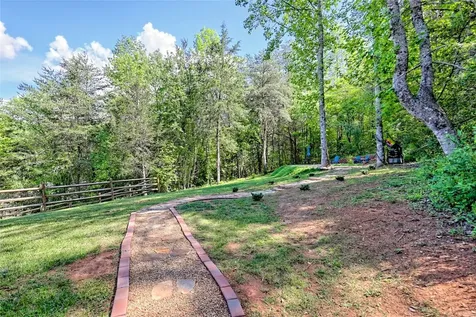 202 Wild Pear Lane Franklin NC 28734
