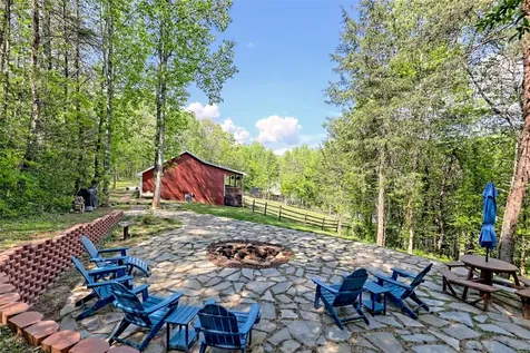 202 Wild Pear Lane Franklin NC 28734