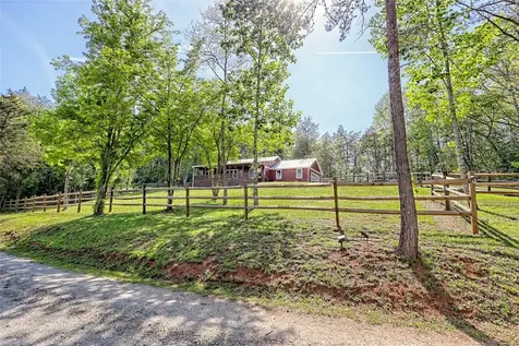 202 Wild Pear Lane Franklin NC 28734