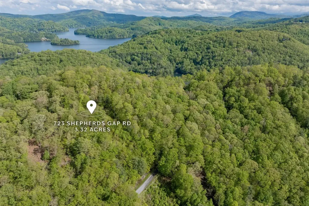 723 Shepherds Gap Road Cullowhee NC 28723