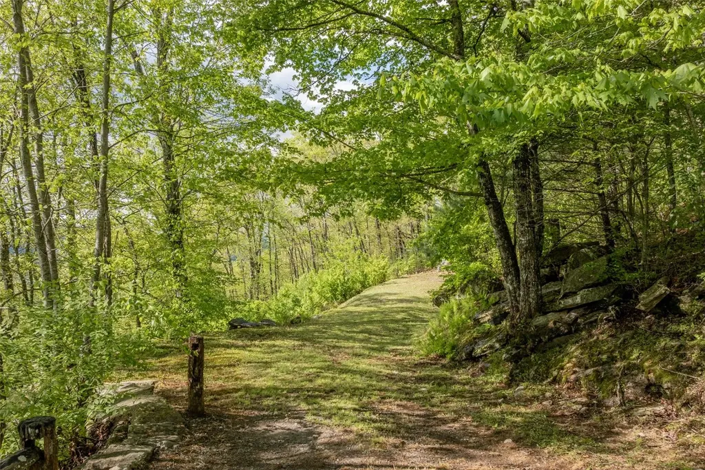 723 Shepherds Gap Road Cullowhee NC 28723