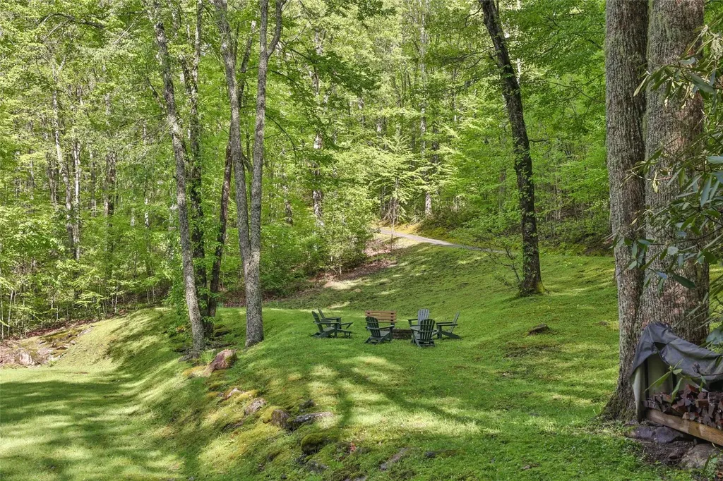 723 Shepherds Gap Road Cullowhee NC 28723