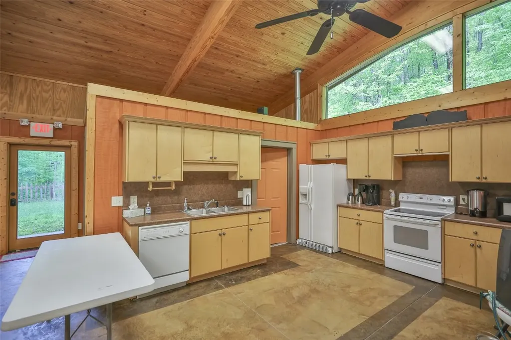 723 Shepherds Gap Road Cullowhee NC 28723