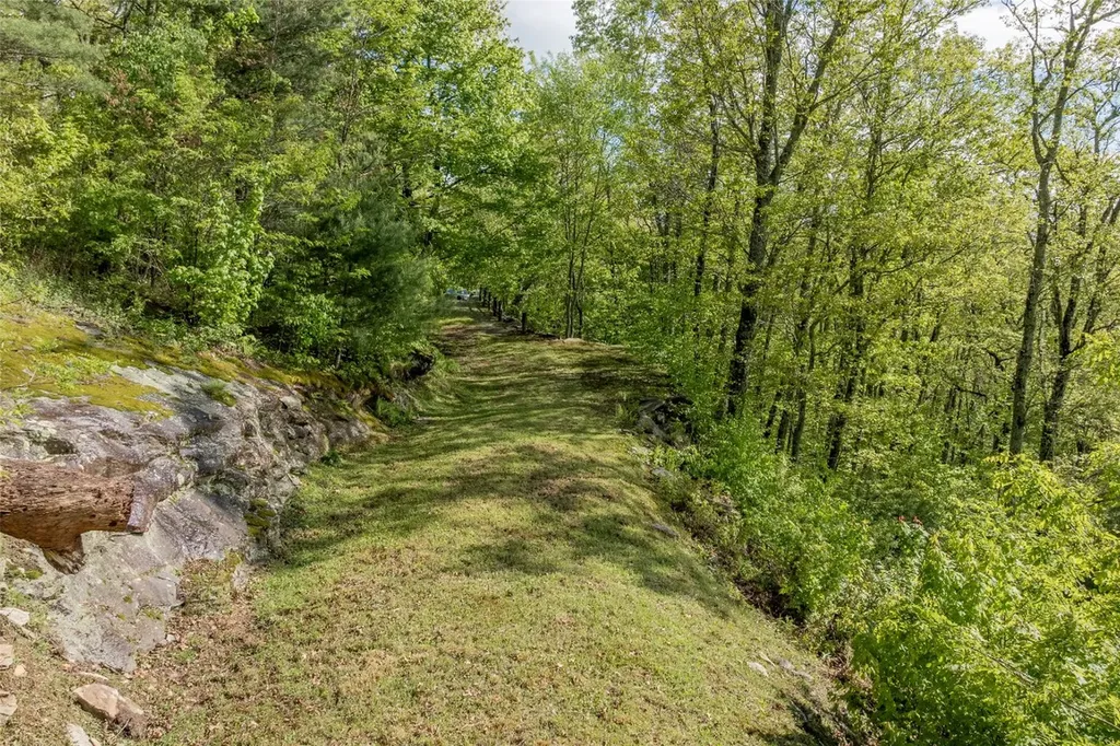 723 Shepherds Gap Road Cullowhee NC 28723