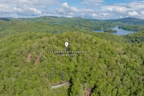 723 Shepherds Gap Road Cullowhee NC 28723