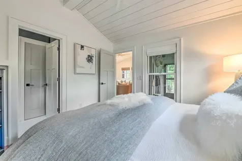 523 Laurel Street Highlands NC 28741