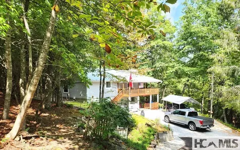 108 Easy Street Cedar Mountain NC 28718