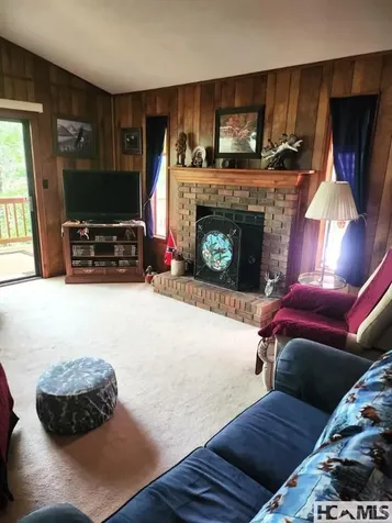 108 Easy Street Cedar Mountain NC 28718