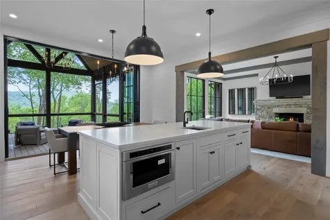 Ct-20 Silver Run Road Cashiers NC 28717