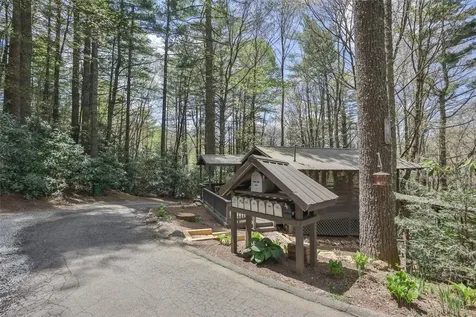 165 Hawks Nest Lane Highlands NC 28741