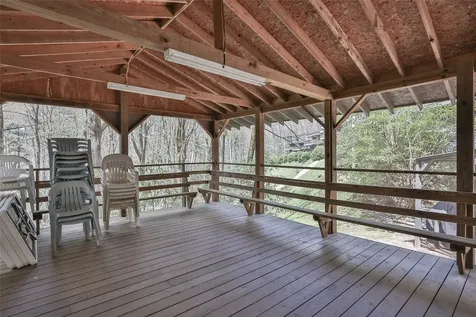 165 Hawks Nest Lane Highlands NC 28741