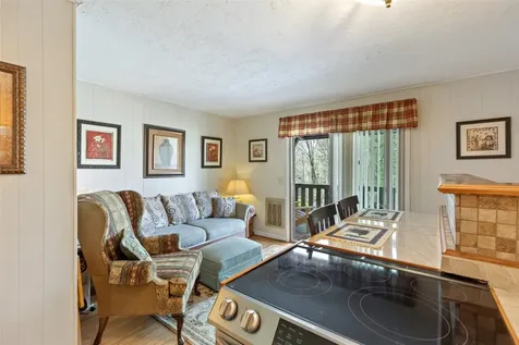 165 Hawks Nest Lane Highlands NC 28741