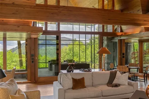 749 Stillmont Circle Cashiers NC 28717