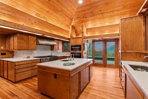 749 Stillmont Circle Cashiers NC 28717