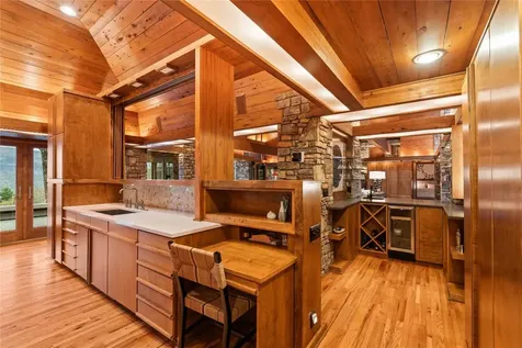 749 Stillmont Circle Cashiers NC 28717