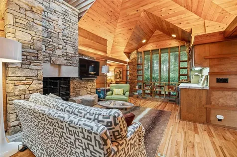 749 Stillmont Circle Cashiers NC 28717