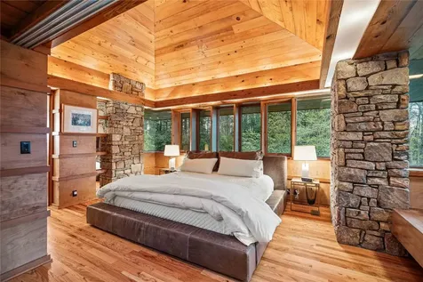 749 Stillmont Circle Cashiers NC 28717