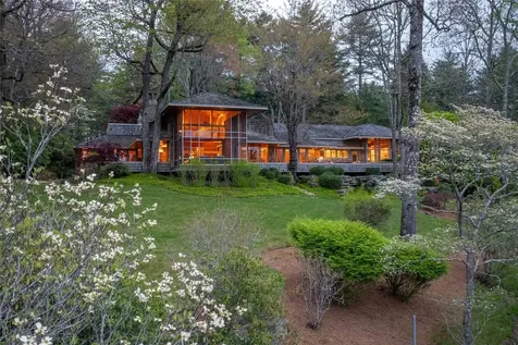 749 Stillmont Circle Cashiers NC 28717