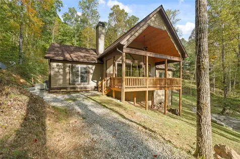 2147 Pilot Knob Road Glenville NC 28736