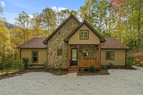 2147 Pilot Knob Road Glenville NC 28736