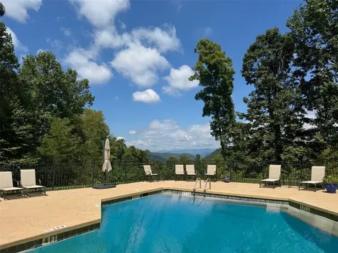 2147 Pilot Knob Road Glenville NC 28736