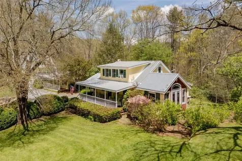 327 Lakeside Circle Drive Glenville NC 28736