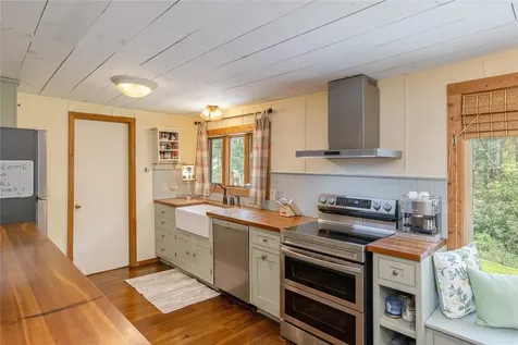 327 Lakeside Circle Drive Glenville NC 28736