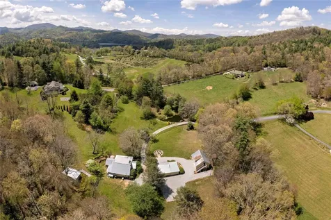 327 Lakeside Circle Drive Glenville NC 28736