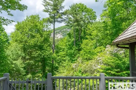 78 Whisper Fade Road Cashiers NC 28717