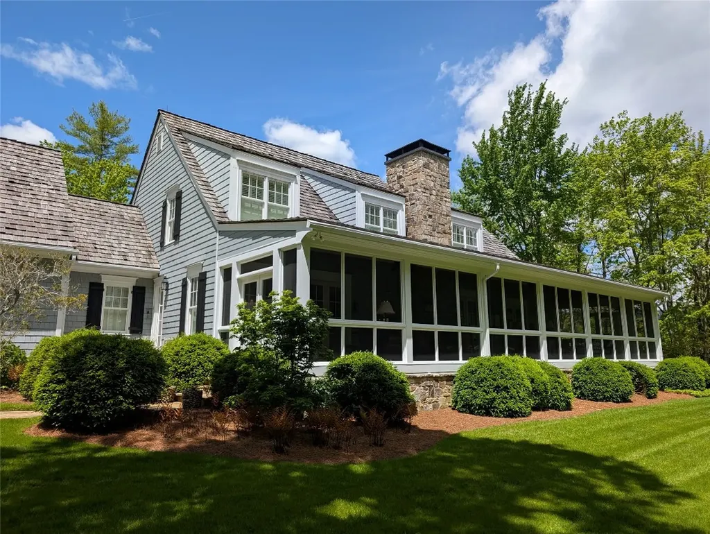 185 Little Cottage Way Sapphire NC 28774