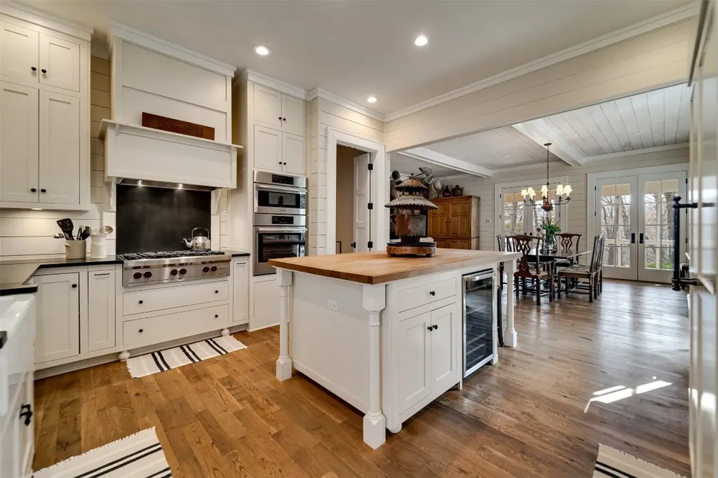 185 Little Cottage Way Sapphire NC 28774