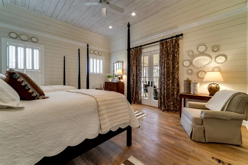 185 Little Cottage Way Sapphire NC 28774