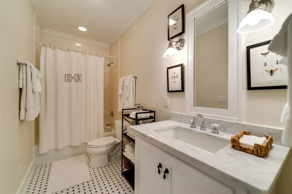 185 Little Cottage Way Sapphire NC 28774