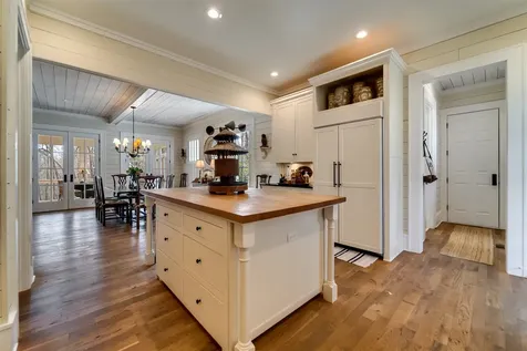 185 Little Cottage Way Sapphire NC 28774