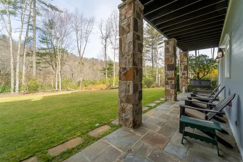 185 Little Cottage Way Sapphire NC 28774