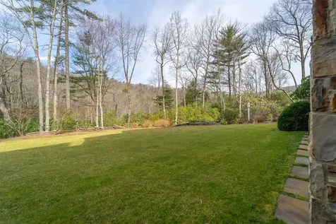 185 Little Cottage Way Sapphire NC 28774