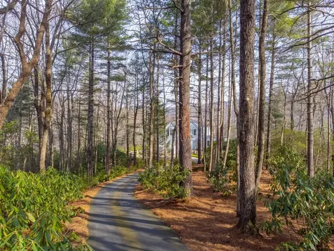 185 Little Cottage Way Sapphire NC 28774