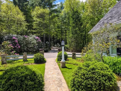 185 Little Cottage Way Sapphire NC 28774