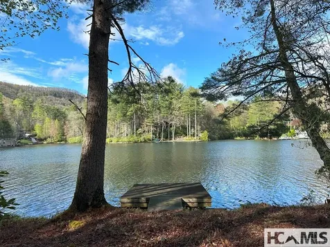 L83 N Club Boulevard Lake Toxaway NC 28747