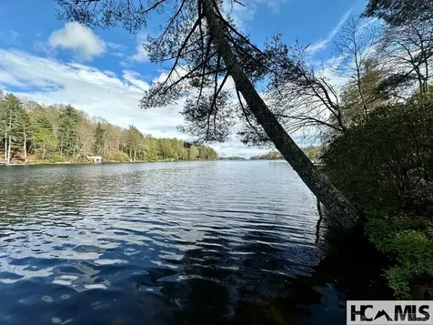 L83 N Club Boulevard Lake Toxaway NC 28747