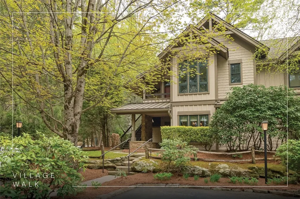 18 Village Walk Highlands NC 28741