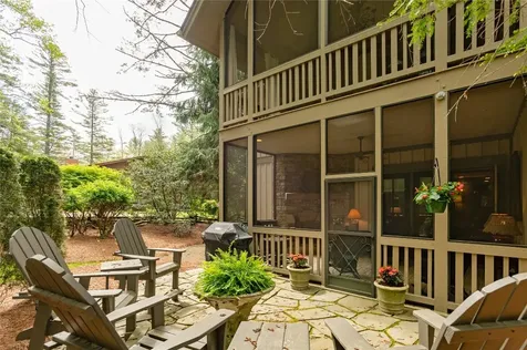 18 Village Walk Highlands NC 28741