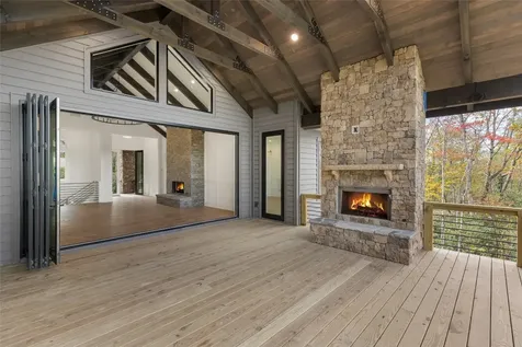 2385 Magnolia Drive Highlands NC 28741