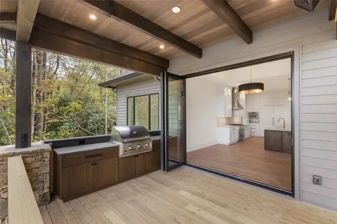 2385 Magnolia Drive Highlands NC 28741